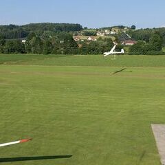 Flugwegposition um 15:47:16: Aufgenommen in der Nähe von Gemeinde Unterfladnitz, 8181, Österreich in 359 Meter